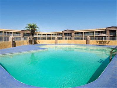 Americas Best Value Inn Hanford Facilities photo